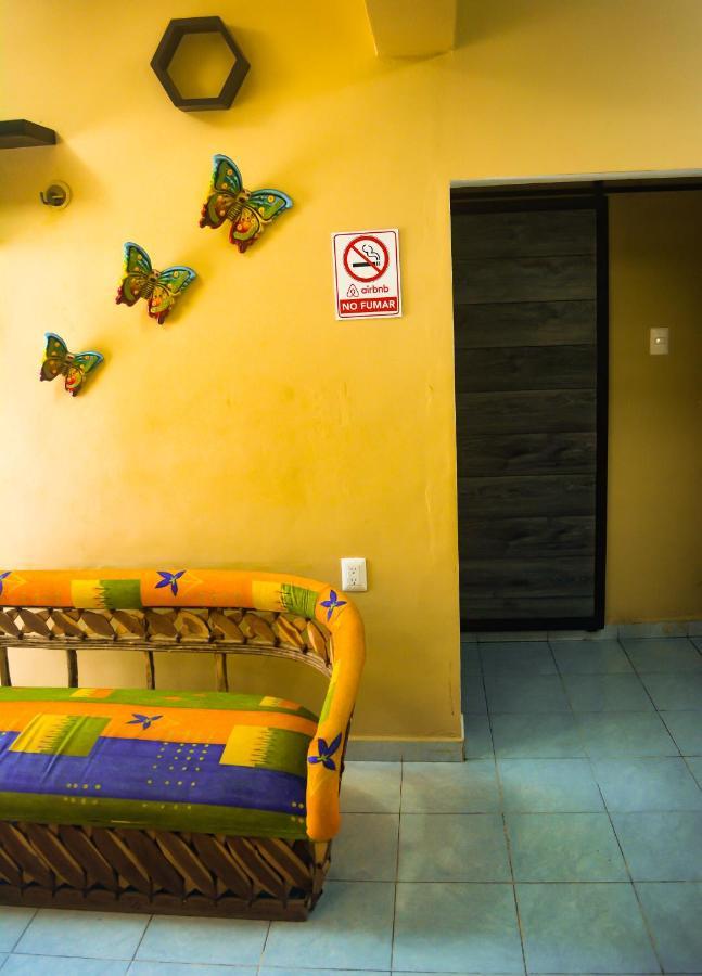 Casa Paloma Cerca De Centro Comercial Y Airport Chetumal